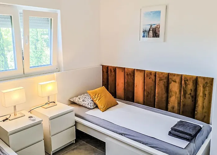 アパート Monika-2 By Interhome